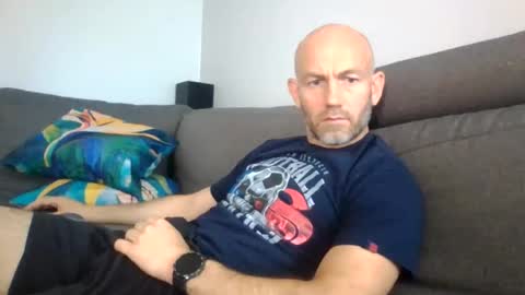 Snapshot of danny81boy chatting on July 10, 2026, 9:12 am danny81boy online show from July 10, 2026, 9:12 am