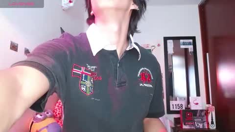 phantom555 online show from February 9, 2025, 7:41 pm