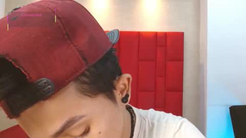 Snapshot of danny__santoro chatting on November 12, 2025, 1:22 pm Danny online show from November 12, 2025, 1:22 pm