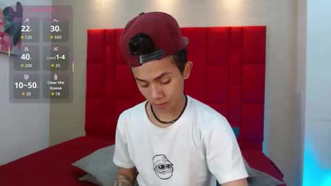 Snapshot of danny__santoro chatting on November 24, 2025, 1:00 pm Danny online show from November 24, 2025, 1:00 pm