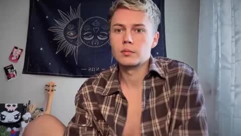 danny online show from September 24, 2025, 9:12 am