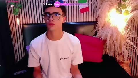 Snapshot of danny_prince chatting on July 14, 2026, 12:33 pm Danny online show from July 14, 2026, 12:33 pm