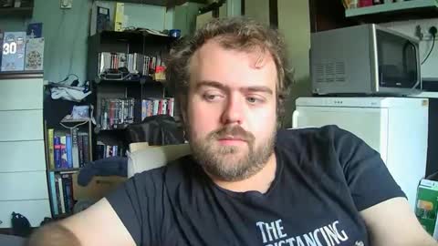 Snapshot of dannyb0y95 chatting on September 17, 2025, 11:01 am Danny online show from September 17, 2025, 11:01 am