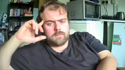 Snapshot of dannyb0y95 chatting on October 3, 2025, 3:53 pm Danny online show from October 3, 2025, 3:53 pm