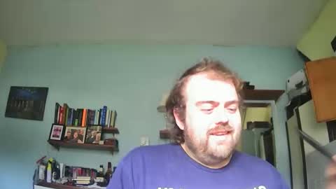 Snapshot of dannyb0y95 chatting on October 31, 2025, 10:05 am Danny online show from October 31, 2025, 10:05 am