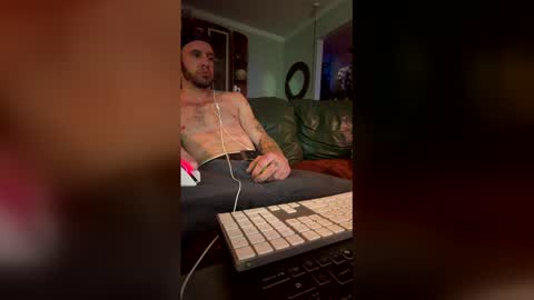 dannygowild online show from April 4, 2026, 5:27 am