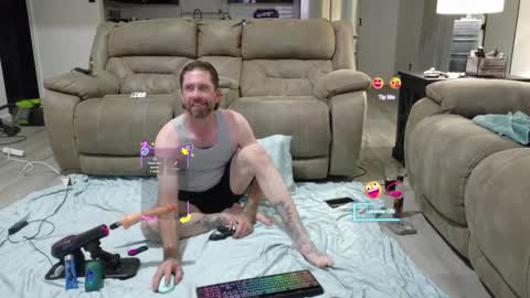 danooo1984 online show from October 1, 2025, 2:17 am