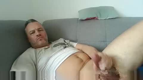 Snapshot of danrud81 chatting on April 1, 2026, 12:06 pm Daniel online show from April 1, 2026, 12:06 pm