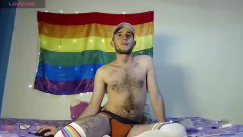 dante_bear online show from February 5, 2025, 11:17 pm