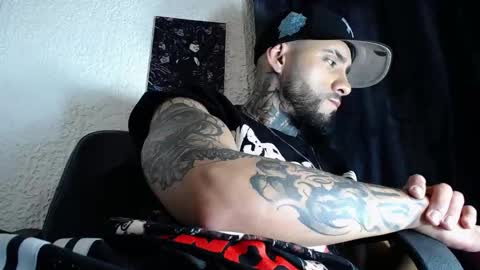 dante_d_angelo_ online show from October 1, 2025, 10:49 pm