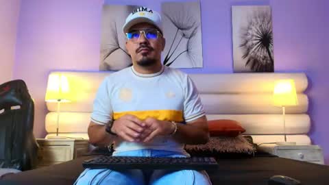 Snapshot of dante_goldt chatting on June 17, 2026, 10:43 pm Dante online show from June 17, 2026, 10:43 pm