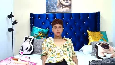 dantee_white18 online show from May 22, 2026, 6:57 pm