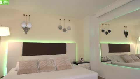 Dante online show from March 6, 2025, 5:11 pm