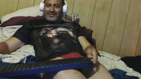 Snapshot of dantehot82 chatting on October 20, 2025, 10:43 pm dantehot82 online show from October 20, 2025, 10:43 pm