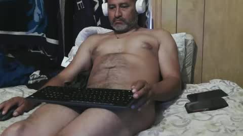 Snapshot of dantehot82 chatting on June 7, 2026, 12:20 pm dantehot82 online show from June 7, 2026, 12:20 pm