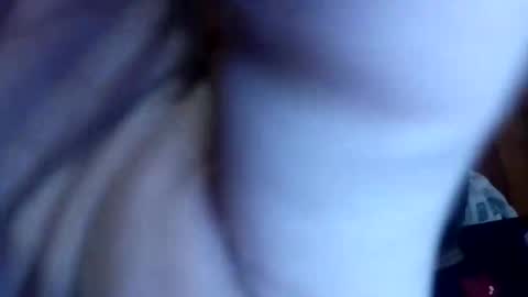 dantoncosso112 online show from October 22, 2025, 3:18 am