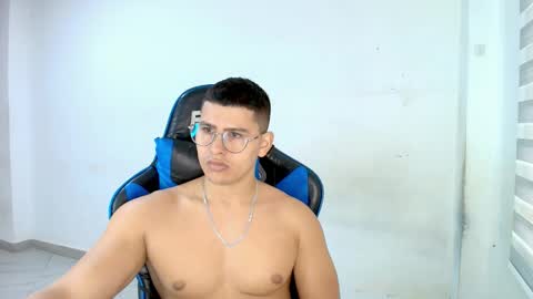 Snapshot of dantraxx chatting on February 14, 2026, 4:37 pm Dantraxx online show from February 14, 2026, 4:37 pm