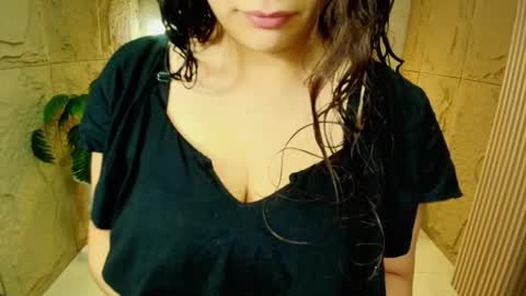 Dany online show from December 19, 2025, 1:07 pm