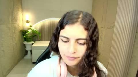 Snapshot of dany_r_ chatting on March 11, 2026, 1:39 pm Dany online show from March 11, 2026, 1:39 pm