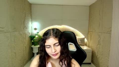 Snapshot of dany_r_ chatting on March 14, 2026, 12:21 pm Dany online show from March 14, 2026, 12:21 pm