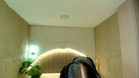 Snapshot of dany_r_ chatting on March 18, 2026, 1:14 pm Dany online show from March 18, 2026, 1:14 pm