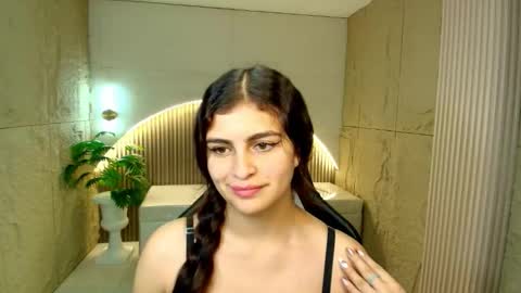 Snapshot of dany_r_ chatting on March 19, 2026, 12:53 pm Dany online show from March 19, 2026, 12:53 pm