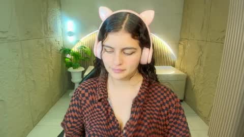 Snapshot of dany_r_ chatting on March 31, 2026, 1:11 pm Dany online show from March 31, 2026, 1:11 pm