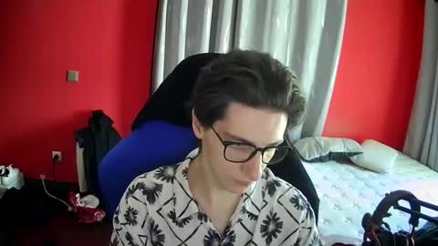 danywhiteyb online show from April 22, 2026, 1:56 pm