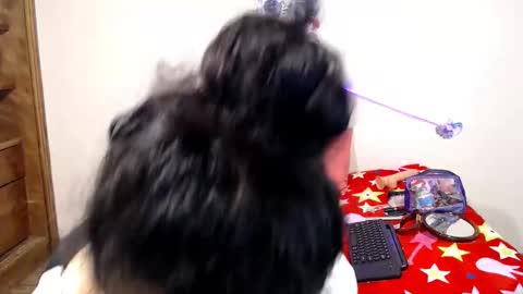 Snapshot of danyxs1 chatting on October 28, 2025, 12:52 pm DANYXS1 online show from October 28, 2025, 12:52 pm