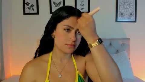 Antonella Mora online show from December 22, 2025, 12:57 pm