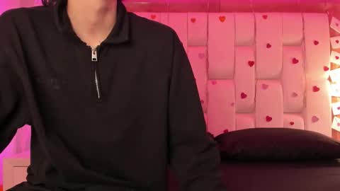 daphne_and_roger online show from February 21, 2026, 11:00 am