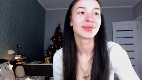 Daphne Darkthorn online show from January 8, 2026, 6:48 am