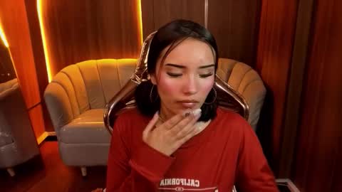 Snapshot of daphne_nicole_b chatting on March 27, 2026, 1:11 pm daphne_nicole_b online show from March 27, 2026, 1:11 pm