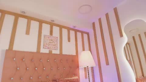 Snapshot of daphne_velmont chatting on July 15, 2026, 5:23 am Daphne Velmont online show from July 15, 2026, 5:23 am