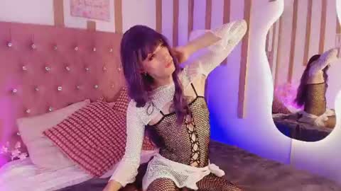 Snapshot of daphne_velmont chatting on July 25, 2026, 5:05 am Daphne Velmont online show from July 25, 2026, 5:05 am