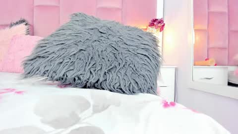 Daphne online show from January 21, 2025, 11:02 pm