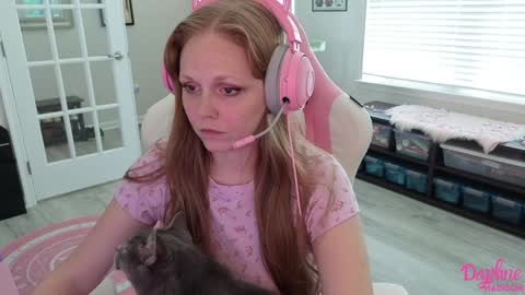 Daphne Madison online show from September 30, 2025, 6:02 pm