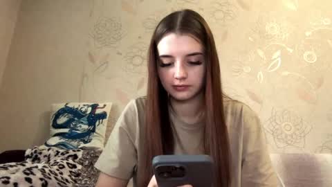 Emilia online show from May 4, 2026, 12:12 pm