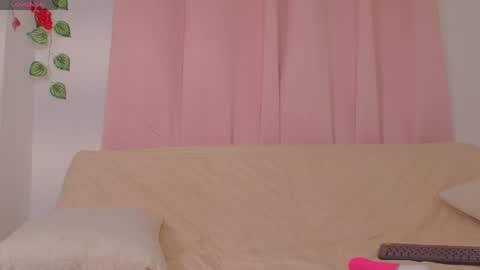 Snapshot of daphnewalker__ chatting on May 1, 2026, 11:59 am Daphne online show from May 1, 2026, 11:59 am