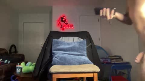 TheePlace online show from December 8, 2024, 2:39 am