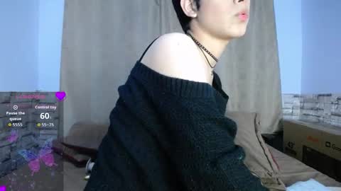 Snapshot of darasweet19 chatting on October 20, 2025, 2:45 am MAX online show from October 20, 2025, 2:45 am