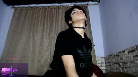 Snapshot of darasweet19 chatting on November 15, 2025, 1:36 am MAX online show from November 15, 2025, 1:36 am