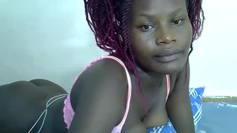 ESTHER online show from February 27, 2025, 5:36 pm