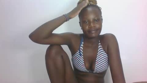 Snapshot of darberry21 chatting on June 2, 2026, 4:36 am ESTHER online show from June 2, 2026, 4:36 am