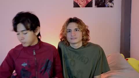 darcy_and_stolas online show from November 13, 2025, 4:33 am