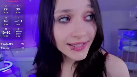Darcy online show from June 14, 2026, 2:24 am