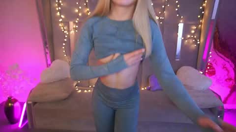 Snapshot of dariadelly chatting on May 18, 2026, 1:50 pm dariadelly online show from May 18, 2026, 1:50 pm