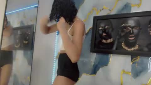Snapshot of darianna_atehortua chatting on June 23, 2026, 1:20 pm Dary online show from June 23, 2026, 1:20 pm
