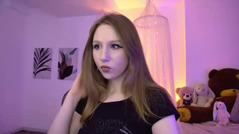 Snapshot of dariatate chatting on March 8, 2026, 12:31 pm Daria Tate online show from March 8, 2026, 12:31 pm