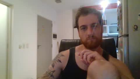 Snapshot of dariensur chatting on January 29, 2025, 11:46 pm Darien online show from January 29, 2025, 11:46 pm